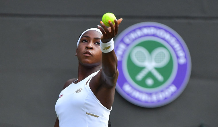 Wimbledon Year Old Cori Gauff Stuns Venus Williams The Week