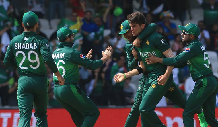 Pakistan win toss, opt to bat first against Bangladesh