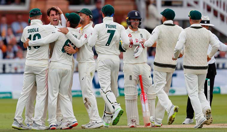 Ashes second Test: Cummins double stuns England after Smith's 92
