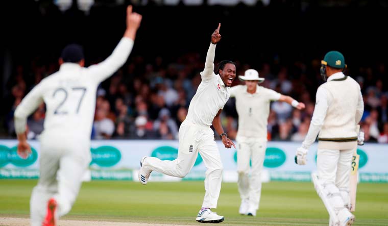 Jofra Archer celebrates after taking Usman Khawaja's wicket | Reuters