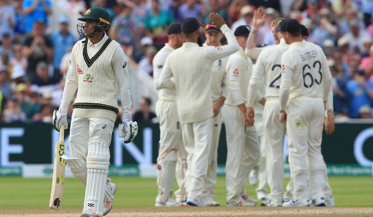 England take charge of first Ashes Test as Australia struggle