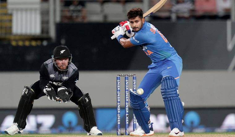 Shreyas, Rahul, guide India to six wicket win over New Zealand in first T20I