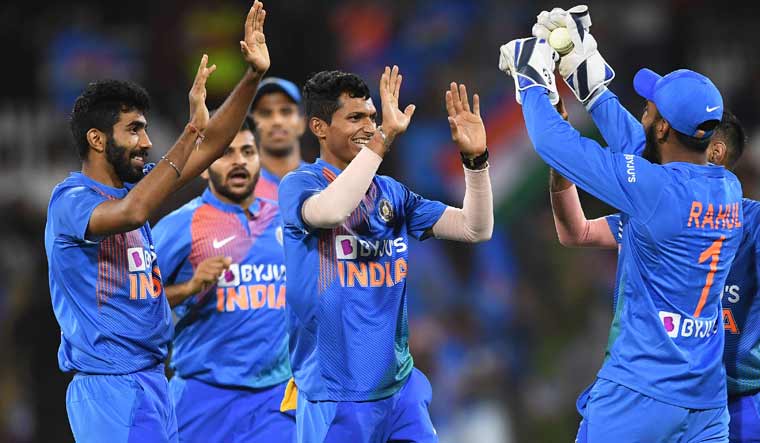 India beat New Zealand by 7 runs in 5th T20I, notch up rare 5-0 whitewash