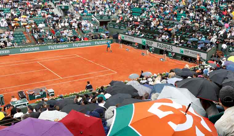 [File] The 2020 French Open, which was originally scheduled to be held in May, was postponed to September 20 due to the pandemic | Reuters