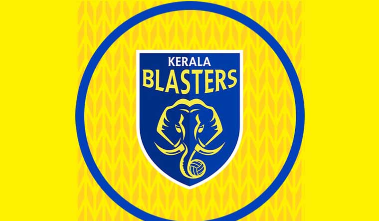 Kerala Blasters team bus loses fitness certificate; vehicle had worn-out  tyres - The Week