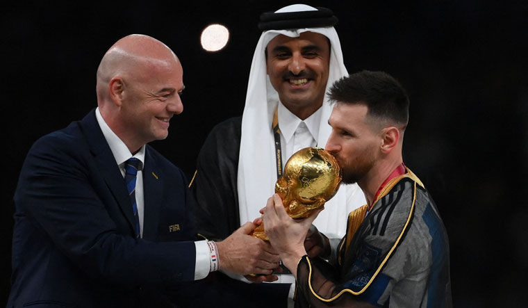 infantino-messi-wc-afp