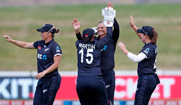 india new zealand women cricket scorecard