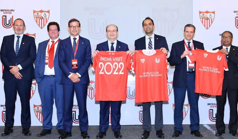 sevilla-bengaluru-twitter