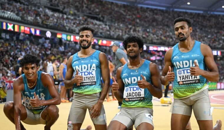 Victorius Indian men's relay team in Hangzhou (Anas Muhammed on extreme right) | Twitter