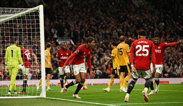 varane-manu-reuters