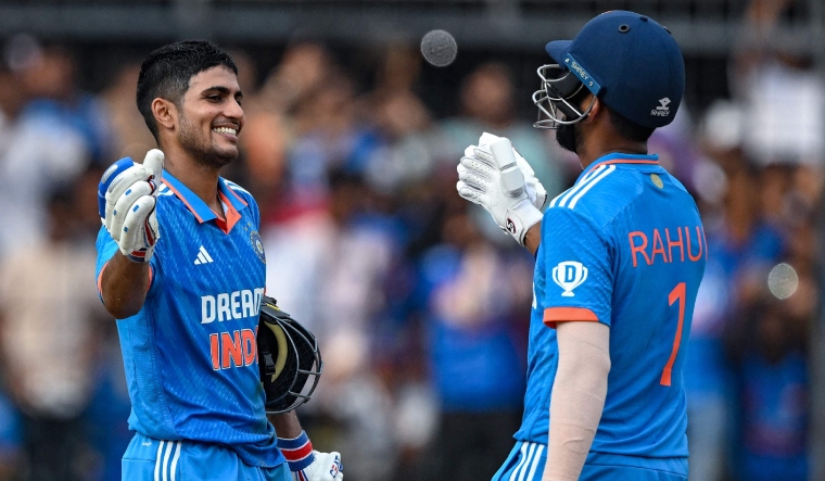 shubman gill and kl rahul batting against australia - afp