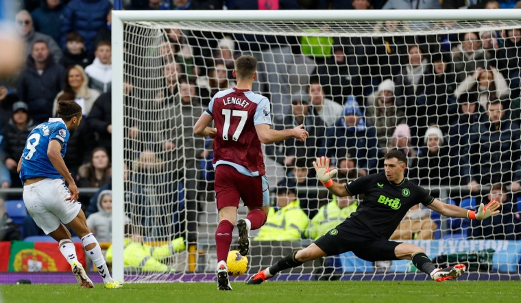 Emiliano Martinez 