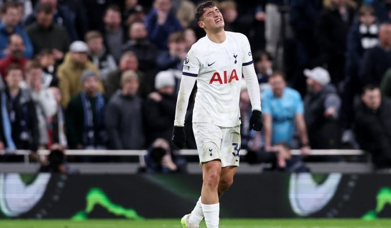 Tottenham Hotspur's Alejo Veliz reacts after sustaining an injury | Reuters