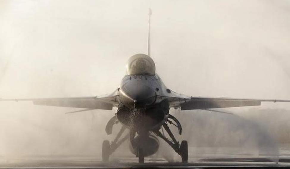 F-16-fighter-jets