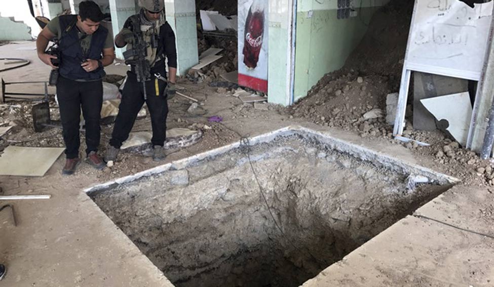 isis-mosul-tunnel-ap