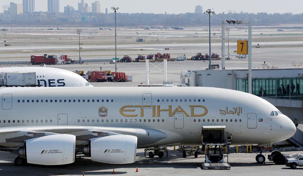 USA-AIRLINES/ELECTRONICS-EMIRATES