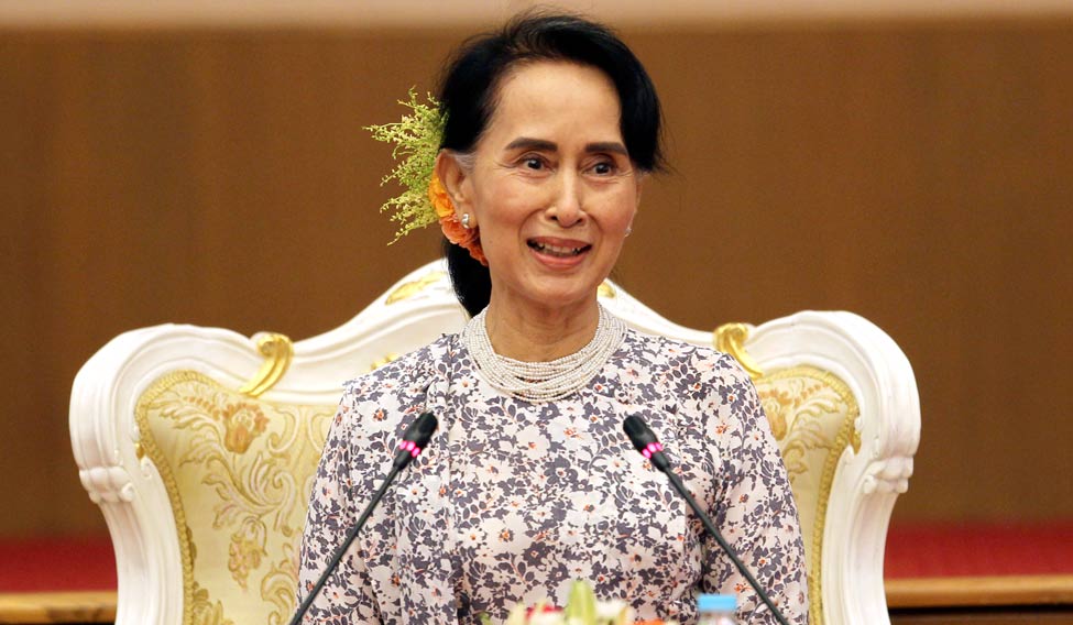 Working on taking back Rohingyas: Suu Kyi