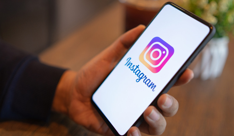 instagram-social-media-shut
