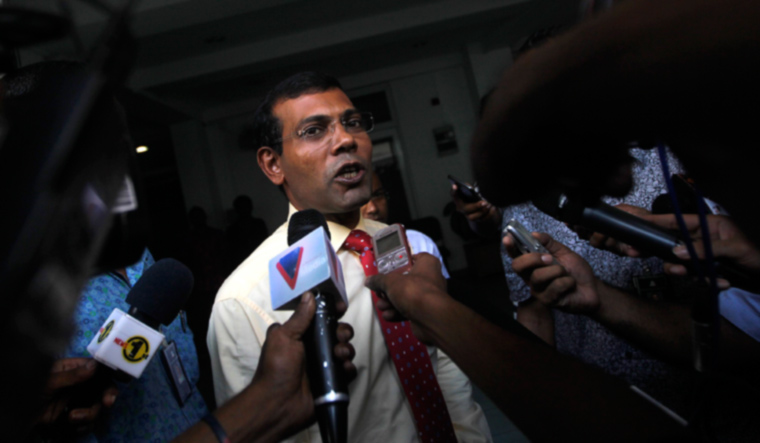 Mohamed Nasheed speaks to media