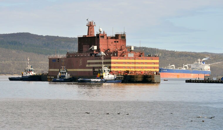 World's first floating nuclear power plant, Akademik Lomonosov