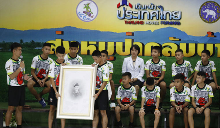 'Fight on, don't despair': Thai cave boys recount ordeal in first ...