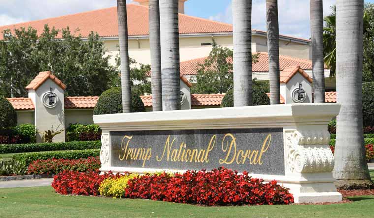 Fola photo of the entrance of Trump National Doral in Miami, Florida | AFP