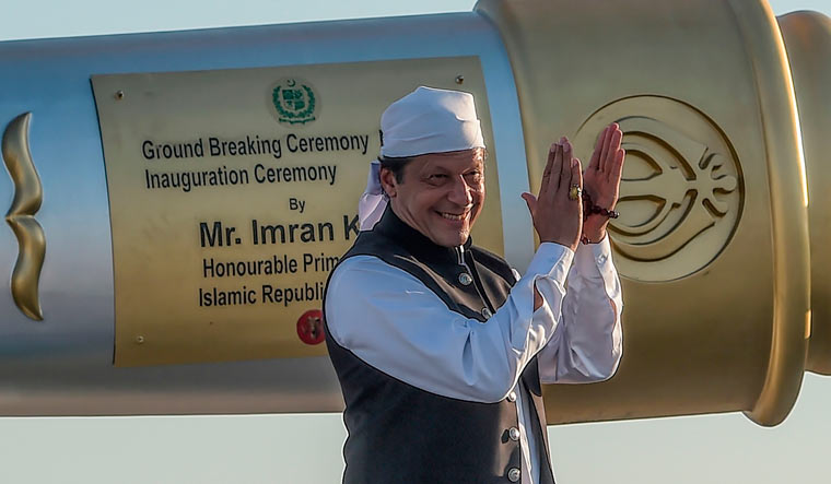 Imran Khan inaugurates Kartarpur corridor, rakes up Kashmir issue 