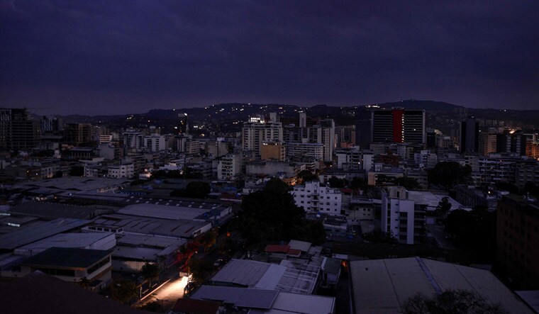 View of Chacao neighborhood during a power cut in Caracas | AFP