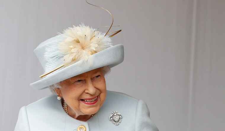 TOPSHOT-BRITAIN-ROYALS-WEDDING-EUGENIE
