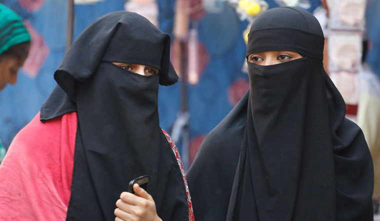 Sri Lanka's face veil ban takes effect under emergency regulation 