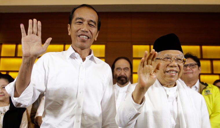 [File] Indonesian President Joko Widodo (left) and his running mate Ma'ruf Amin | AP