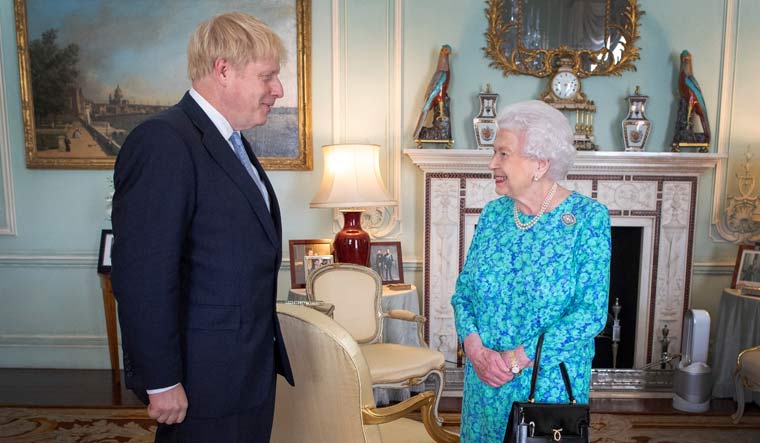 The Queen invites Boris Johnson to become the Prime Minister of the United Kingdom | Reuters