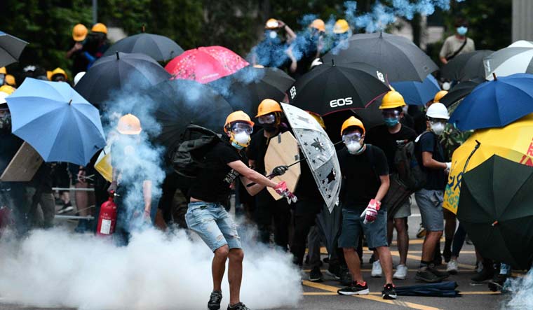 Hong Kong braces for new rally after fresh clashes