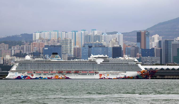 CHINA-HEALTH/HONGKONG-SHIP