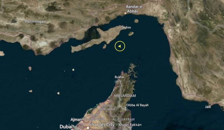 Oman-Persian-gulf-iran-seize-korean-oil-tanker-reuters