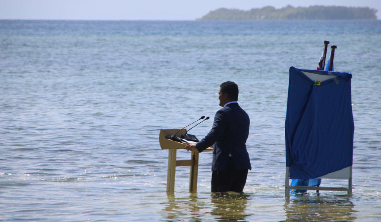 climate-change-tuvalu-foreignminister-simon-kofe-reuters