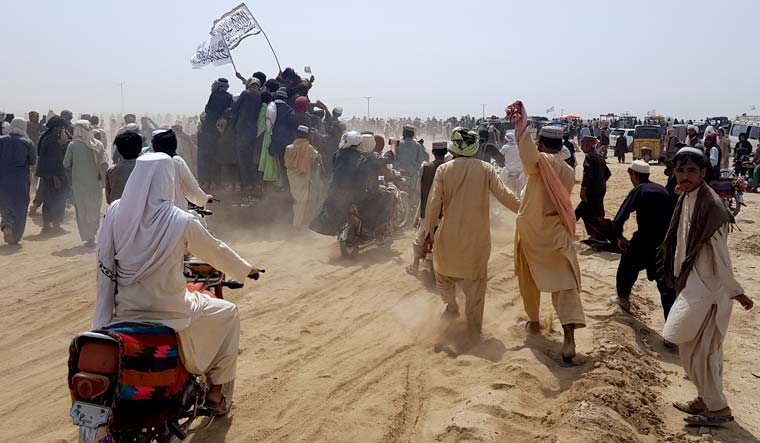 spin boldak crossing taliban ap