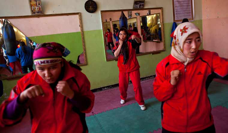 afghan-women-boxing-reuters