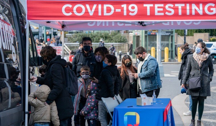 People queue at a popup COVID-19 testing site in New York, US, December 3, 2021 | Reuters