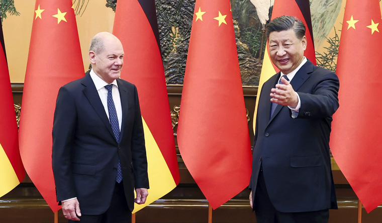 german chancellor Scholz and Chinese President  Xi Jinping