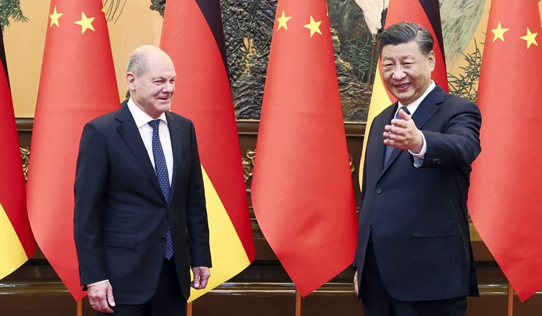 In this photo released by Xinhua News Agency, Chinese President Xi Jinping meets with German Chancellor Olaf Scholz at the Great Hall of the People in Beijing on Friday, Nov. 4, 2022. In a much-scrutinized meeting Friday with visiting German Chancellor Olaf Scholz, Chinese President Xi Jinping called for peace talks between Russia and Ukraine and warned against the conflict going nuclear.AP/PTI Photo(AP11_04_2022_000187B)