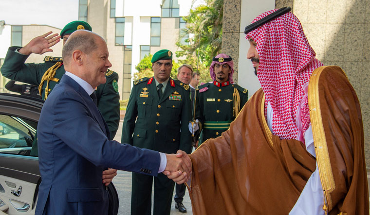 German Chancellor Olaf Scholz and Saudi Crown Prince Mohammed Bin Salman