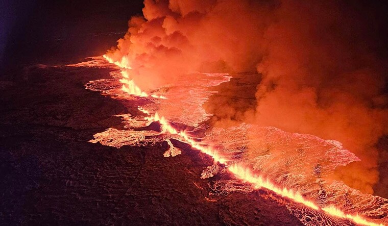 Iceland-volcano-eruption-afp
