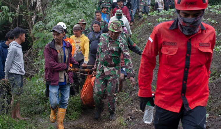 Mount-Marapi-indonesia-ap