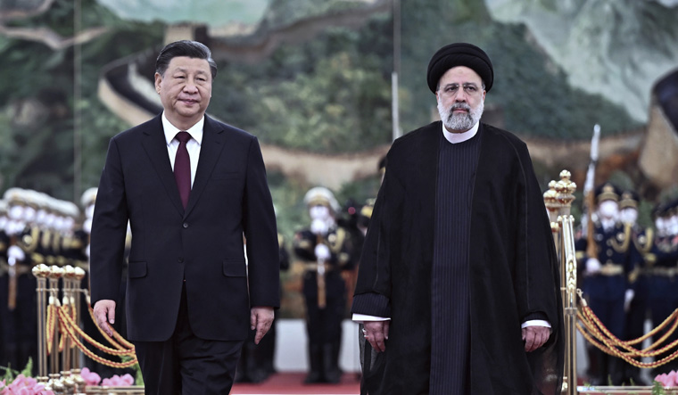 Iranian President Ebrahim Raisi and Chinese President Xi Jinping