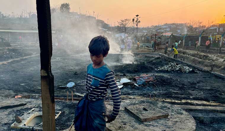 Rohingya camp fire