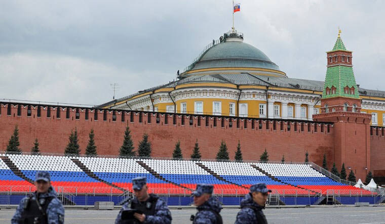 Kremlin-senate-building-reuters