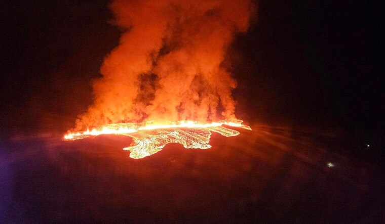 Iceland-volcano-ap