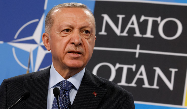 Turkey Sweden NATO bid