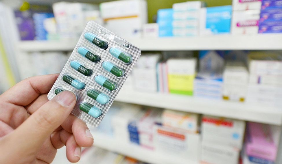 are antibiotics over the counter in canada